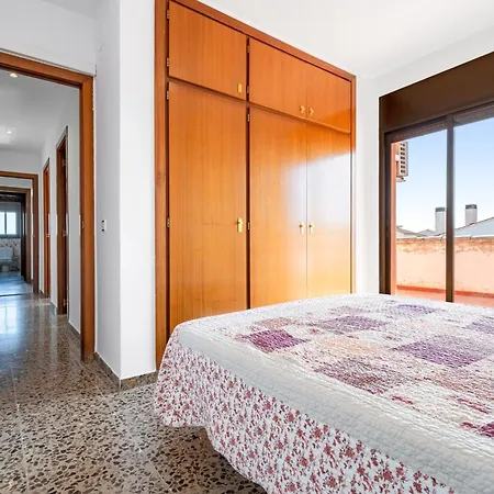 La Plana Holiday home Creixell
